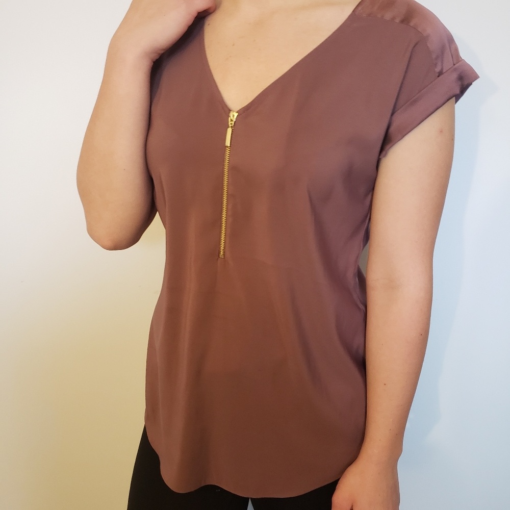 Express | short sleeve popover zip front shirt